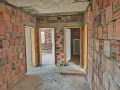 Просторна триетажна къща с голям двор и панорамна гледка към Рила – с. Червен брег, снимка 5