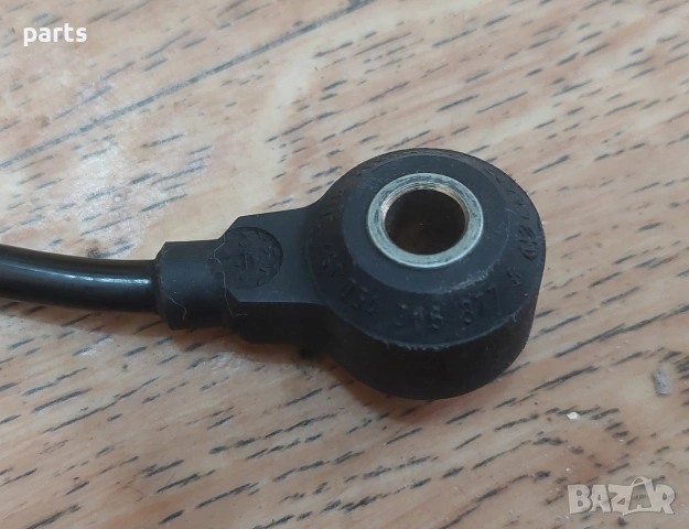 Датчик Детонация Ауди A3 8L N:0302 - А4 Б5 - А6 - VW Голф 4 - Пасат 5 - 5WM1512 - 054905377G, снимка 2 - Части - 53992227