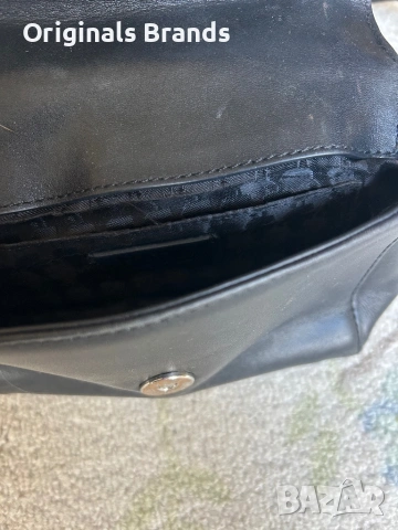 ❤️Малка стилна чанта на KARL LAGERFELD, оригинална!❤️, снимка 2 - Чанти - 54147896