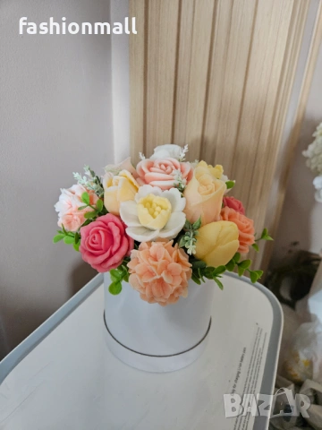 Аранжировка от глицеринов сапун , снимка 2 - Декорация за дома - 54241761