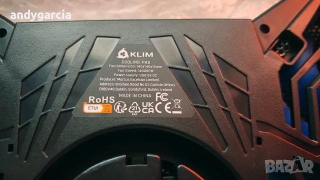 Охладителна подложка Klim Wind RGB за лаптопи до 17.3 инча черна rgb осветление с кутия като нова, снимка 17 - Джойстици и геймпадове - 55528632