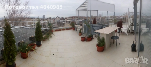 Продавам просторно студио в Слънчев бряг , снимка 2 - Апартаменти - 54706824