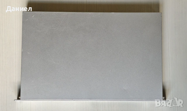 24 портов PoE switch Ubiquiti Unifi US-24-250W, снимка 4 - Суичове - 55148065