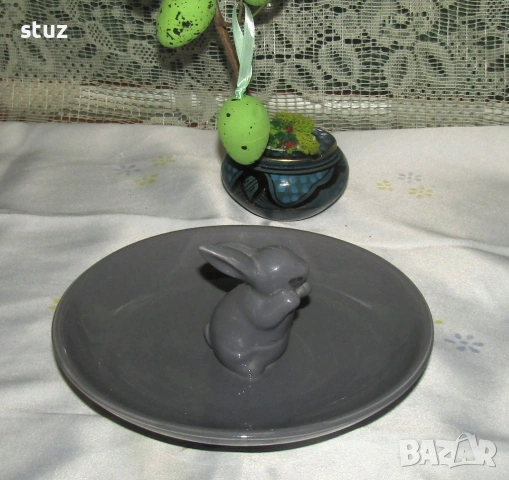 Порцеланова чиния със зайче, снимка 6 - Чинии - 53986902