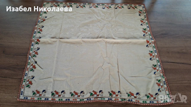 Покривки за маса и ръчно плетени карета, снимка 3 - Покривки за маси - 54699403