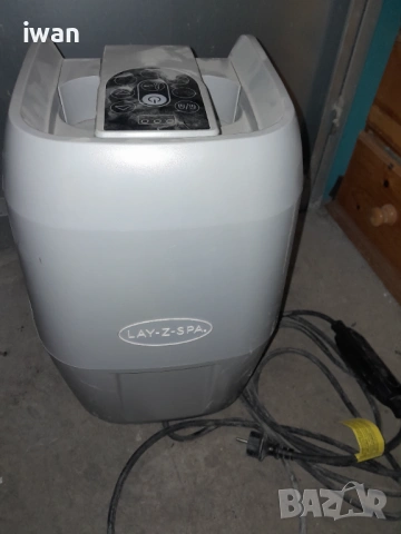 Филтър помпа за басейн и джакузи Bestway Lay Z Spa