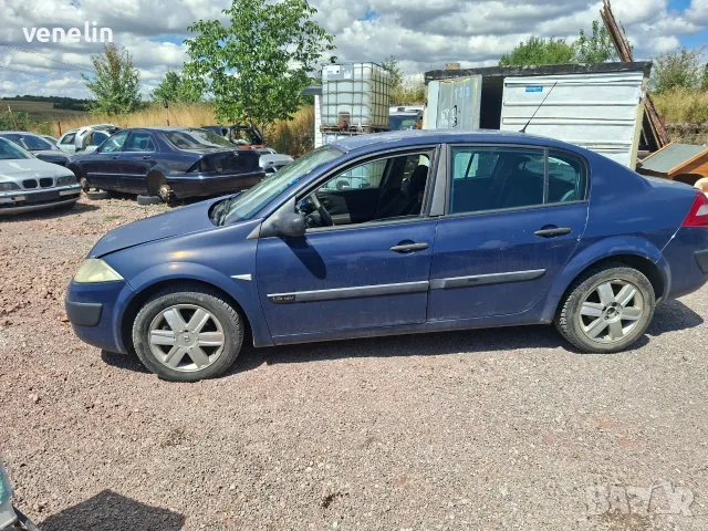 Рено Меган 1.6 16в Автомат, снимка 3 - Автомобили и джипове - 55414407