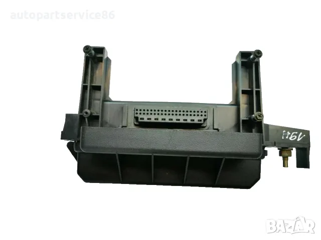 Кутия с предпазители / Модул за управление за Chrysler 300C 3.0 CRD (2009) OEM P05087269AL, снимка 2 - Части - 55642960