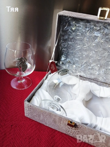 Стъклени чаши с посребрени елементи , снимка 3 - Антикварни и старинни предмети - 54321849
