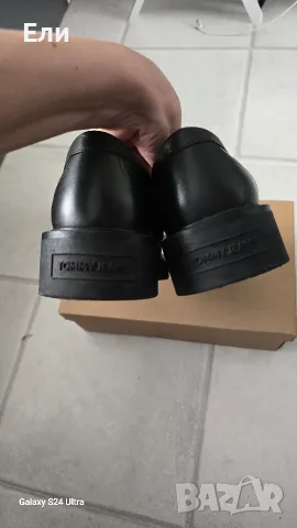 Tommy Hilfiger 41 номер , снимка 4 - Дамски ежедневни обувки - 55646022