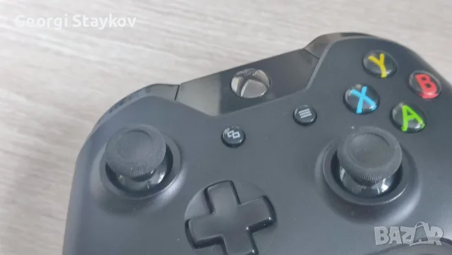 Xbox One S 1TB - перфектно състояние , снимка 10 - Xbox конзоли - 55334671