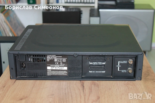 VHS плейър Toshiba V-225G - използван, снимка 6 - Плейъри, домашно кино, прожектори - 54494738