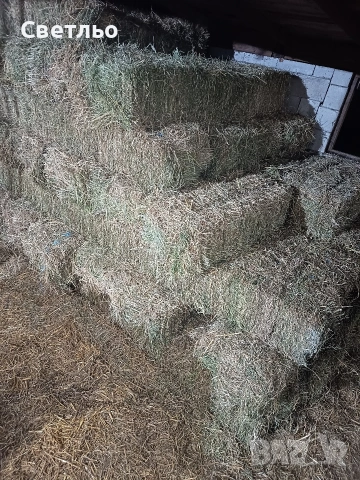 Продавам малки бали люцерна 