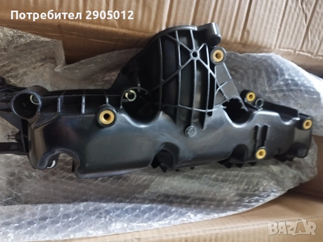 всмукателен колектор с моторче 03l129086 за 2.0tdi, снимка 2 - Части - 54142651