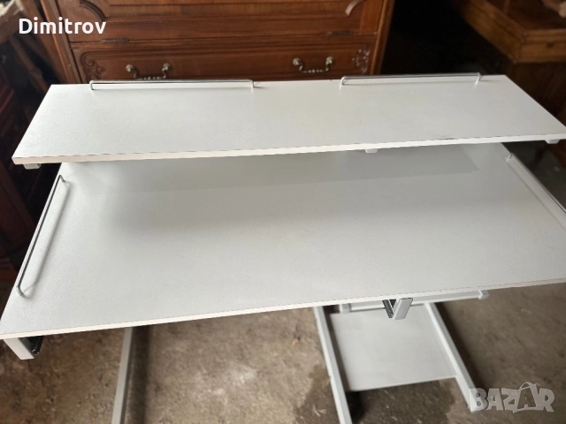 Компютърно бюро с две нива, снимка 2 - Бюра - 54545094