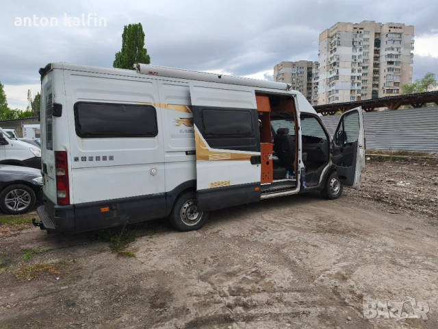 Продавам кемпер Ивеко лайка дейли, снимка 4 - Каравани и кемпери - 54501749