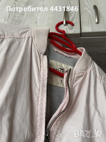  Светлорозово яке тип бомбър Hollister, снимка 6 - Якета - 55578822