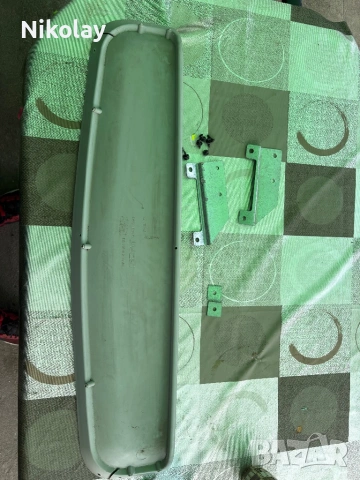 Продава се конзола за таван на Volkswagen Cadyy