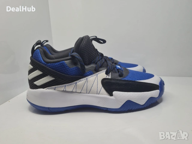 Маратонки Adidas Dame Чисто нови без кутия. Размер 42 2/3 стелка 27 см. Цена 45 евро.