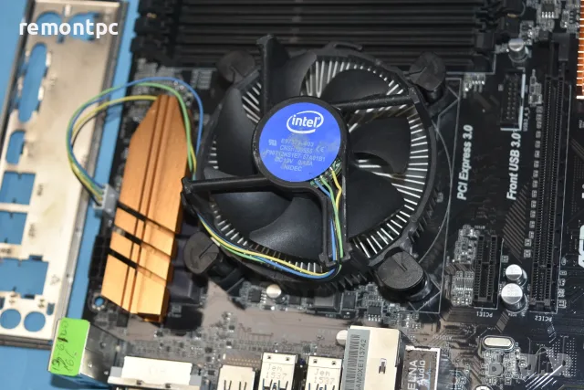 Дънна платка Asrock B150 Pro4/D3 + I3 6100 + Cpu Cooler, снимка 7 - Дънни платки - 55643205