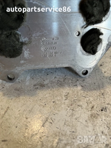 Охладител за масло за Volkswagen Phaeton 3.0 Tdi Двигател Bmk 224Hp (2008) 059117021J, снимка 2 - Части - 54164952