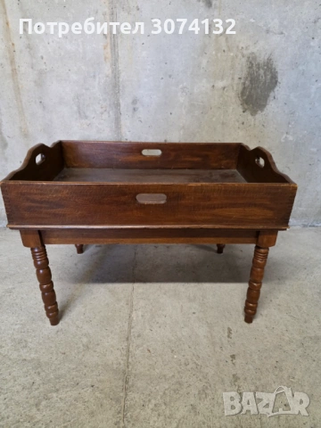 Дървена маса/поднос в ретро стил