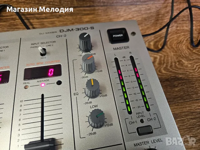Миксер Pioneer DJM-300-S Silver / Легендарен DJ миксер Pioneer DJM-300-S – Култов аналогов модел с, снимка 5 - Ресийвъри, усилватели, смесителни пултове - 55429023