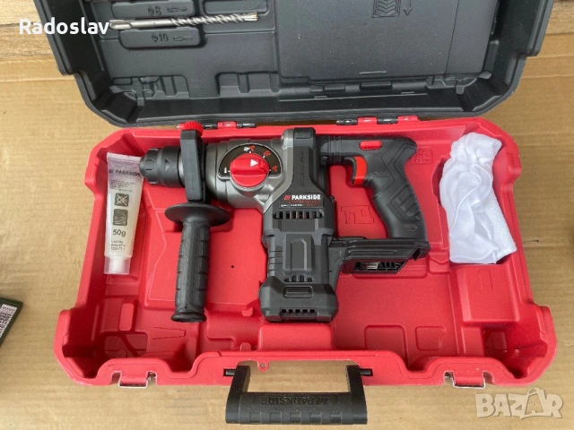 Комбиниран Акумулаторен Перфоратор 20V РКНАР 20-Li D4