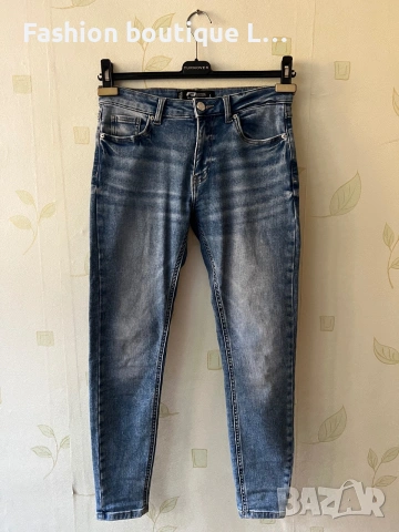 Дамски дънки L размер слим модел 👖 