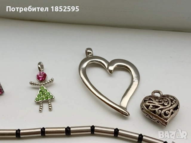 Vintage лот от обеци, висулки и др., снимка 5 - Колиета, медальони, синджири - 54721346