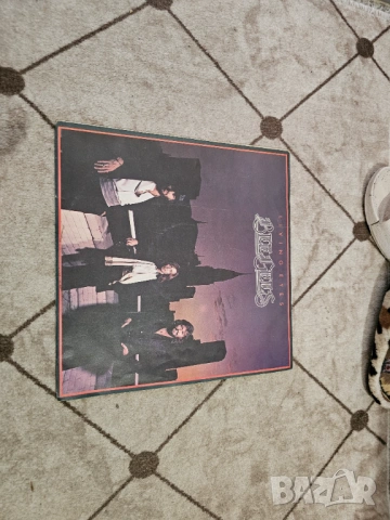 Голяма плоча BEE GEES — "Living Eyes 1981 г. за колекционери и ценители.