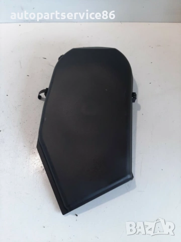 Капак на ангренажен ремък за Audi A8 3.3 TDI AKF (2002) 057109108C, снимка 3 - Части - 54651959