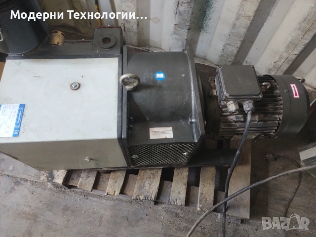 Суха Вакуум помпа, снимка 2 - Други машини и части - 54805904
