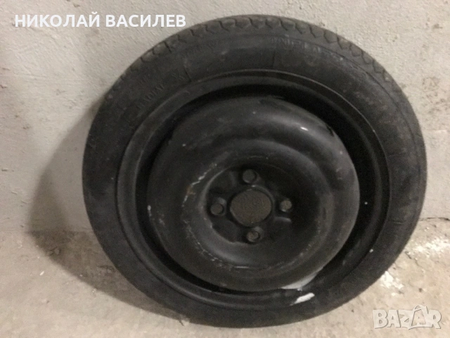 Гума с джанта  4 болта . Гумата е  за  ремонт / джантата може  да  се  ползва  ., снимка 4 - Автомобили и джипове - 54902266