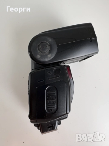 Nikon SpeedLight SB-700 Светкавица , снимка 3 - Светкавици, студийно осветление - 55677729