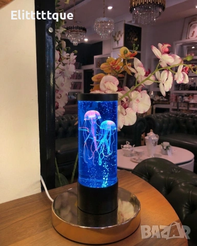Настолна LED нощна лампа аквариум с медузи