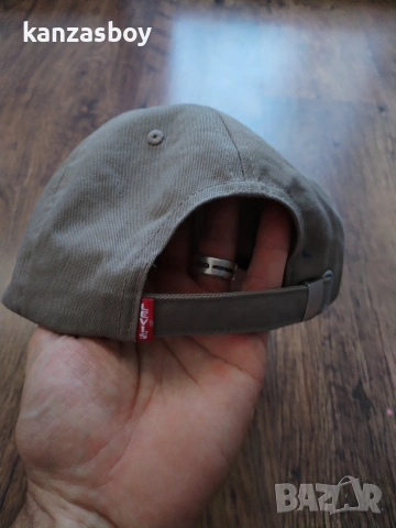 Levis - страхотна мъжка шапка КАТО НОВА 58см. , снимка 5 - Шапки - 55086856