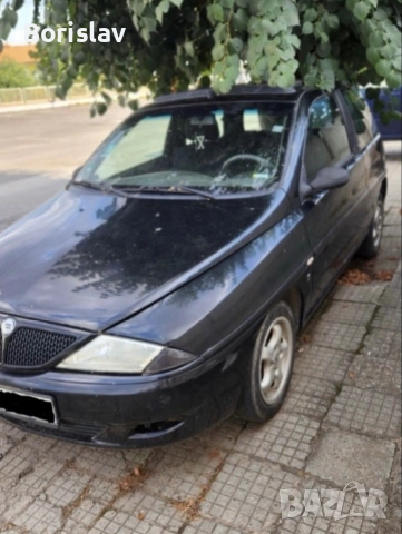 На части! Lancia Ypsilon 1.2 8v 60 конски сили, снимка 2 - Автомобили и джипове - 54986331
