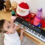 Детско електронно пиано с 61 клавиша, микрофон и адаптер – 16 тона, 10 ритъма и режим на обучение, снимка 2
