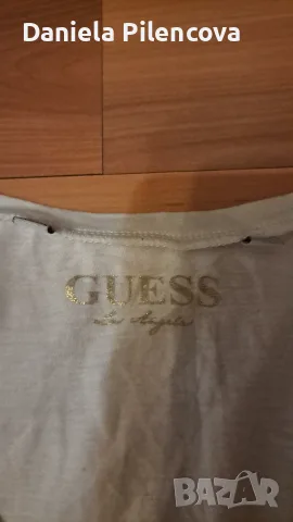 Тениска Guess М размер, снимка 2 - Тениски - 55665649