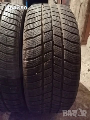 Продавам 2 броя зимни гуми 205.50.17 на 1 сезон дот 2021 Barum , снимка 2 - Гуми и джанти - 54079411