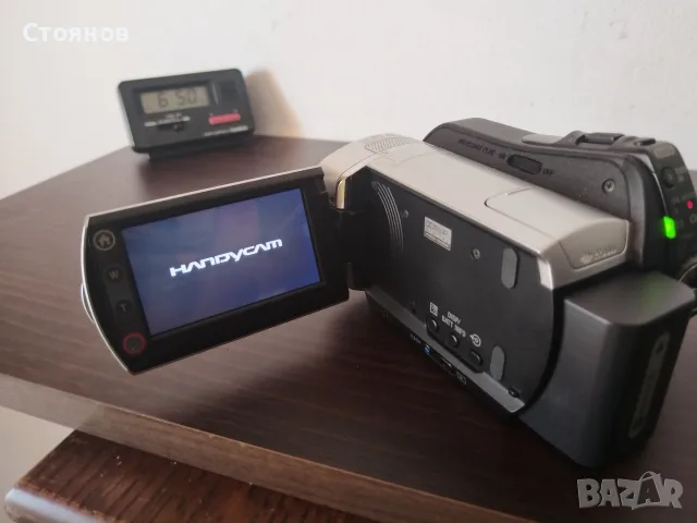 Камера Sony DCR-SR35 Handycam HYBRID HDD, снимка 2 - Камери - 55531602