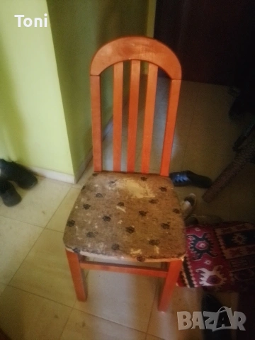 дървен стол 