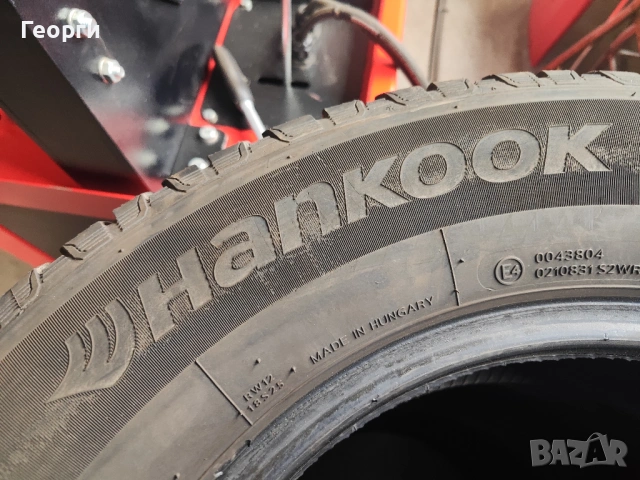 2бр.зимни гуми 235/65/16C Hankook, снимка 3 - Гуми и джанти - 54394166
