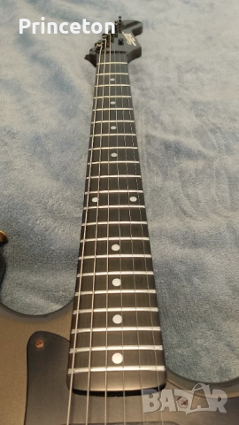 Продавам корейска електрическа китара. , снимка 9 - Китари - 53451658