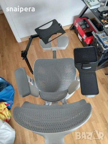 Ергономичен стол - Hbada E3 Ultra Ergonomic Office Chair, снимка 4 - Столове - 54495100