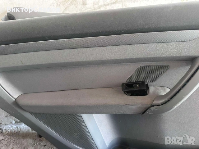 Кори за вратите за VW Touran-2008год