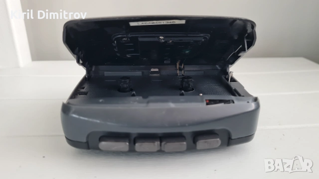 Aiwa Walkman Stereo Cassette Player Super Bass GS142, снимка 2 - Радиокасетофони, транзистори - 54895602