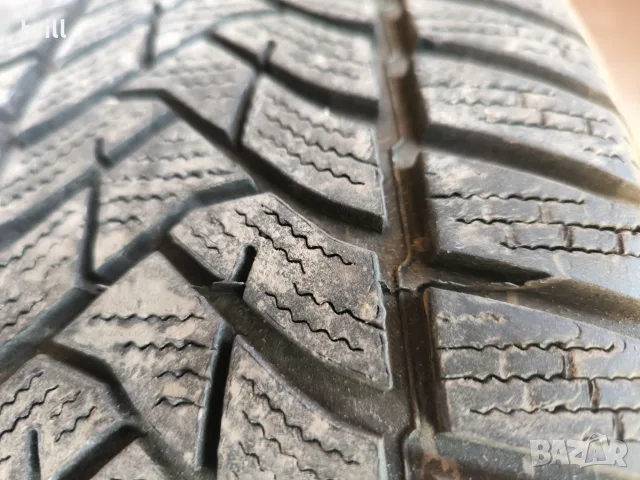 Нови DUNLOP 205-55-16 дот 4623, снимка 3 - Гуми и джанти - 55669550
