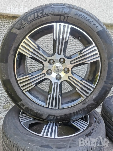volvo xc40 xc60 18 , снимка 2 - Гуми и джанти - 54560098